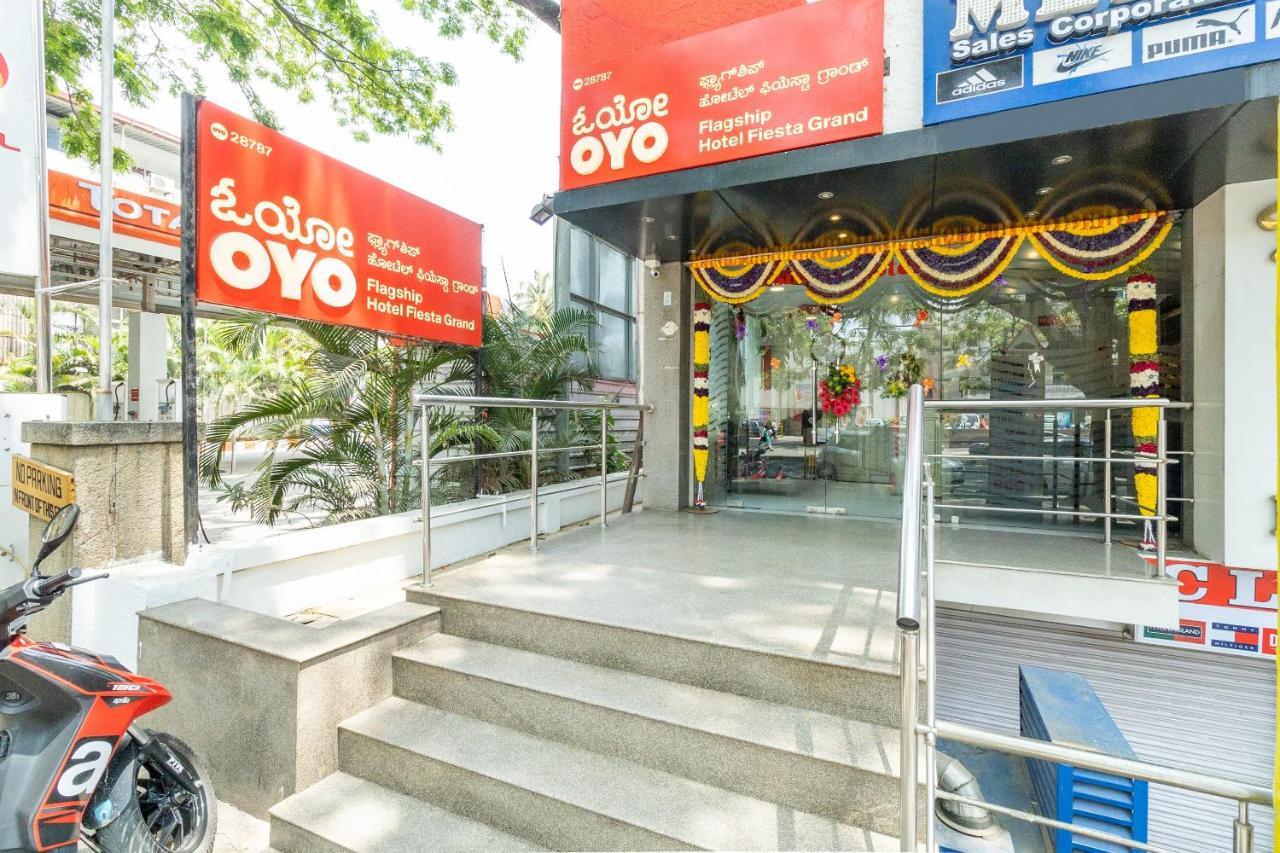 Oyo Fiesta Grand Bangalore