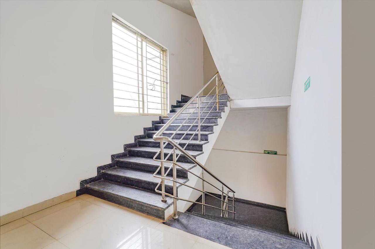 Hotel Fabhotel Chris - Nr Vydehi Hospital Bangalore