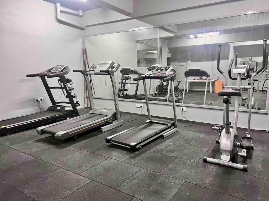 508: Airy One Bedroom Flat Bangalore