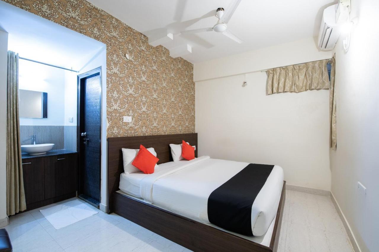 Capital O 9917 Sjr And Comforts Hotel Bangalore