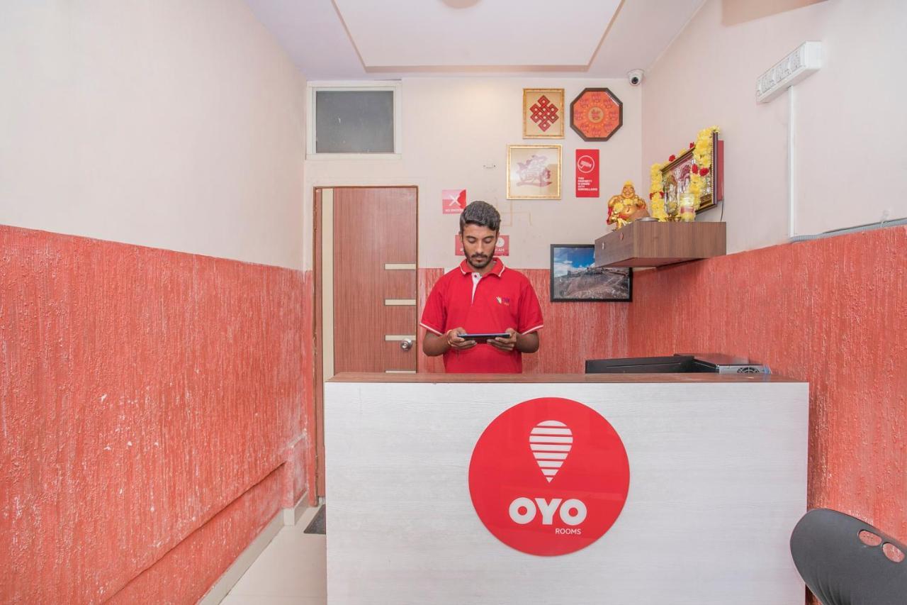 Oyo 8116 Park Hotel 3*