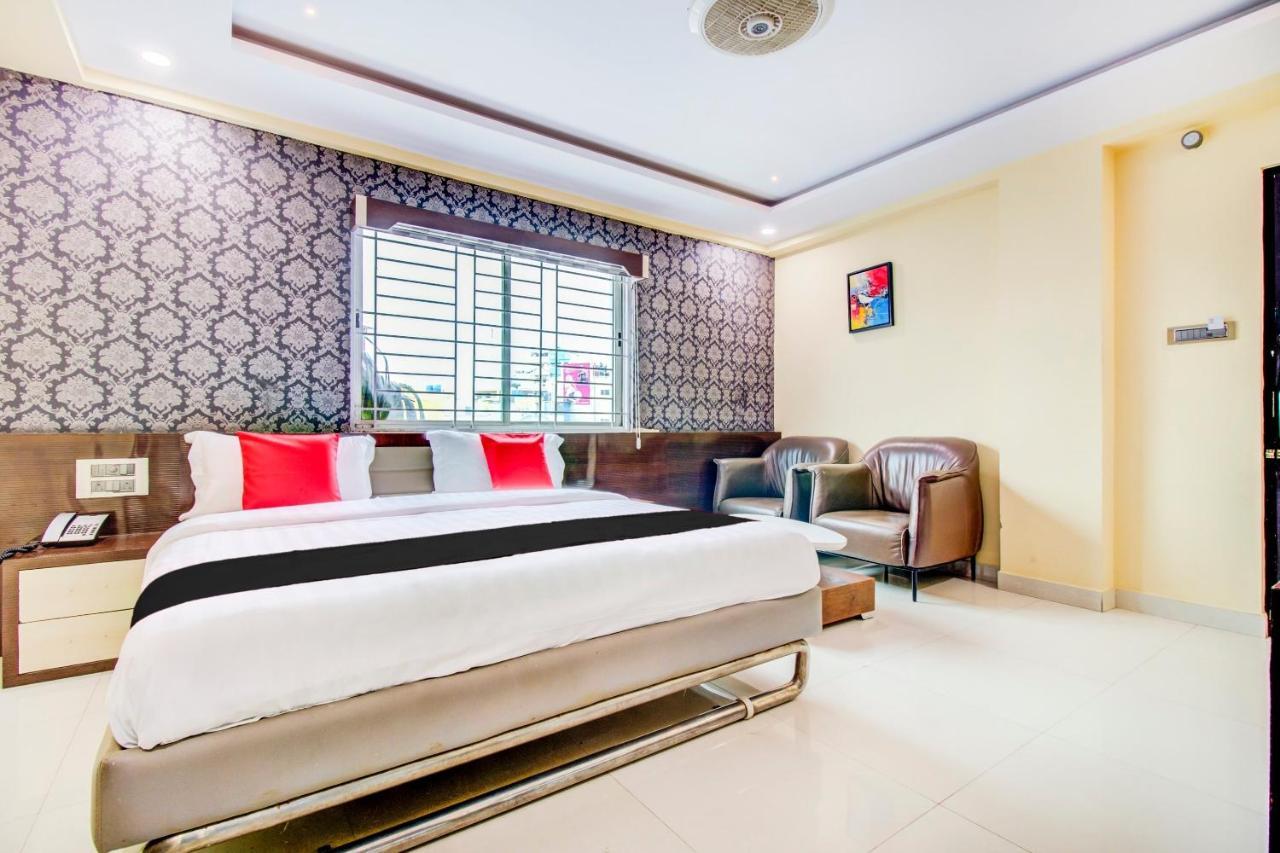 Hotel Capital O 5381 The Emirates 3*