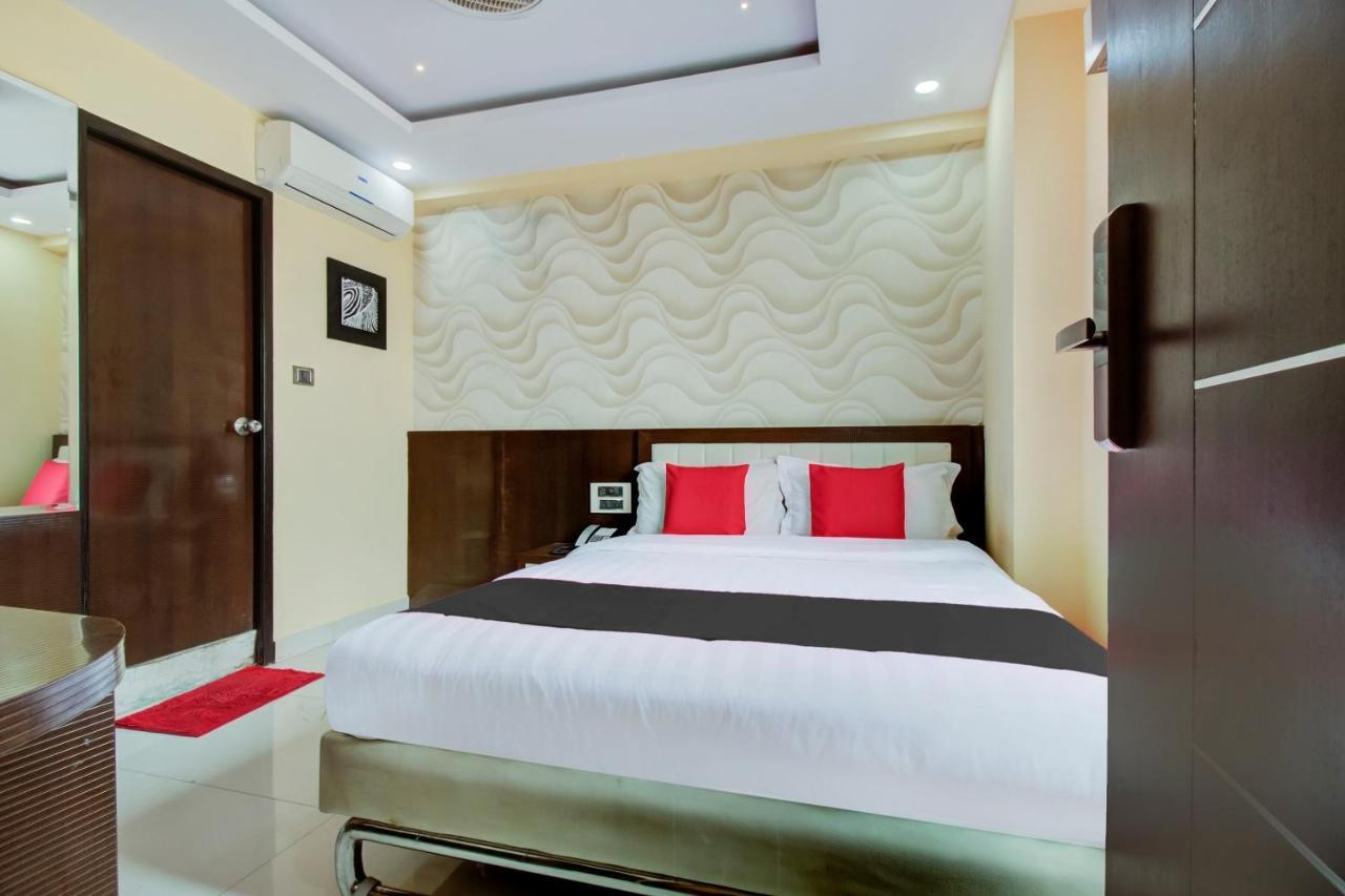 Hotel Capital O 5381 The Emirates