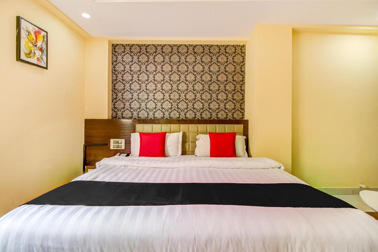 Hotel Capital O 5381 The Emirates 3*