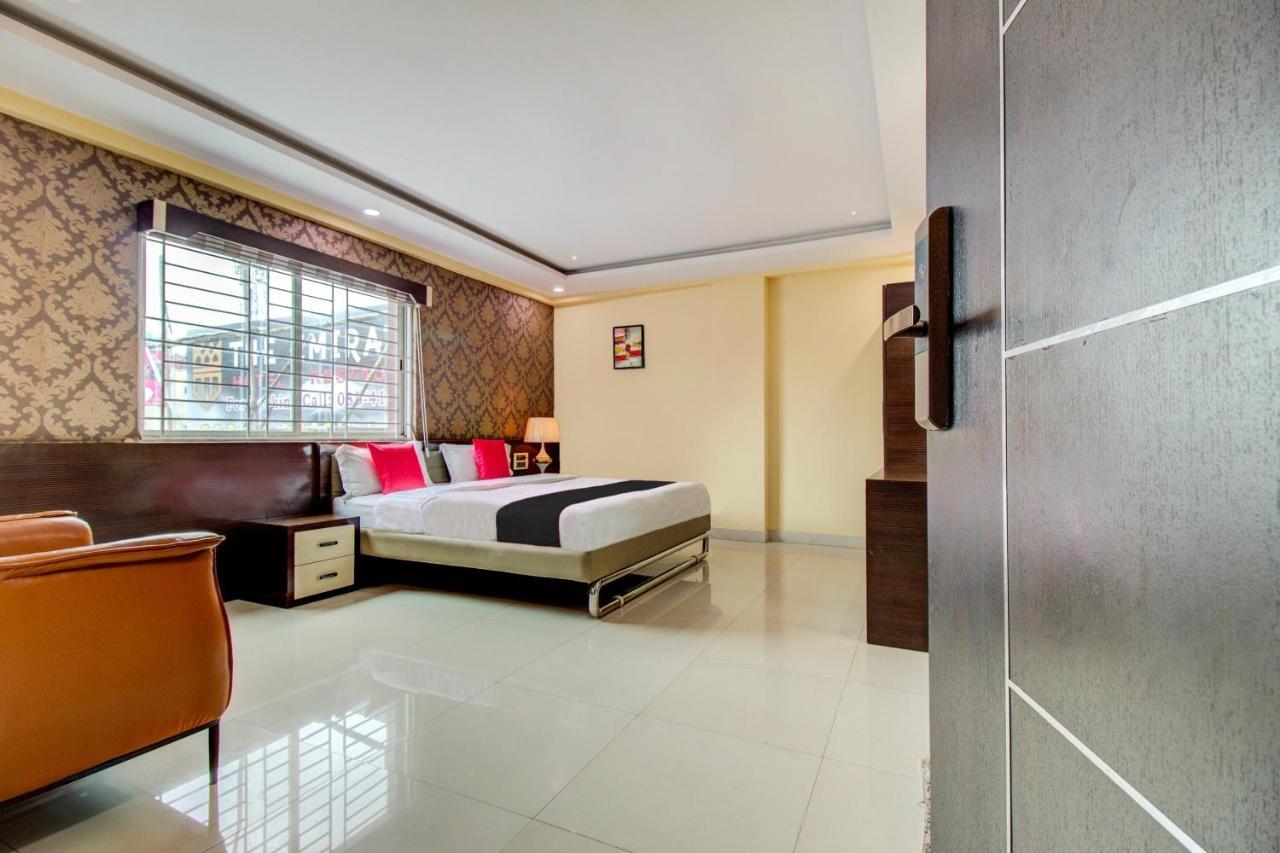 Hotel Capital O 5381 The Emirates Bangalore