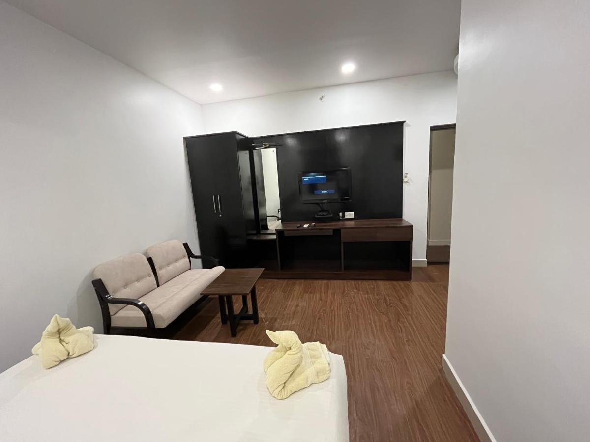 Scarlet Hotel 3*