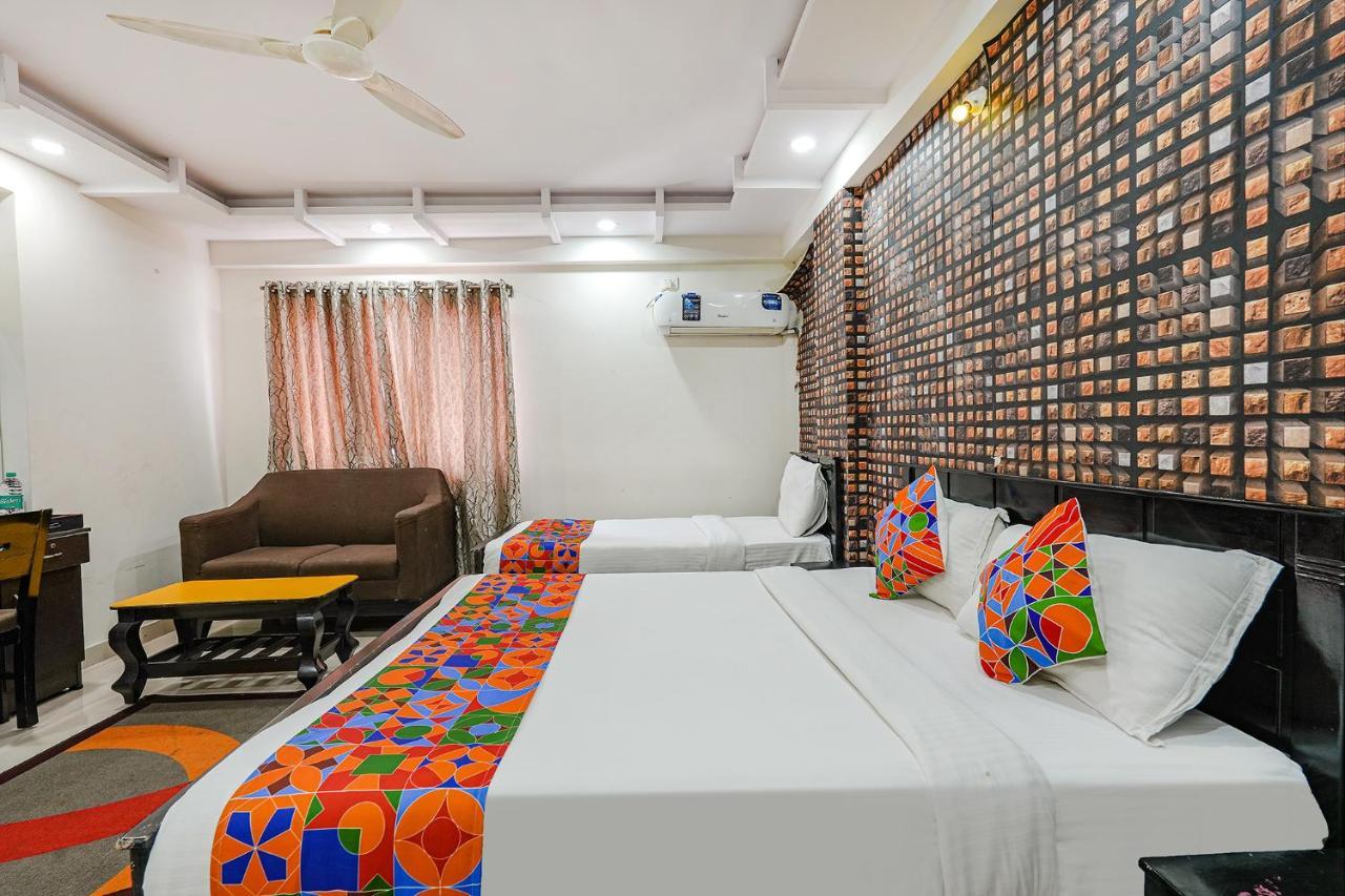 Hotel Fabexpress Amazing - Nr Forum Mall 3*
