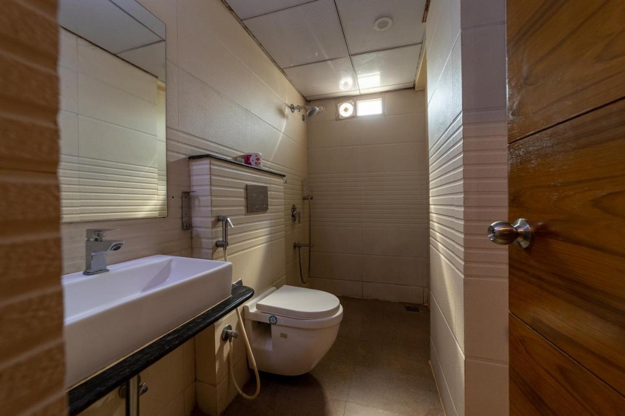 Tetrad - International Airport Road Hebbal 3*