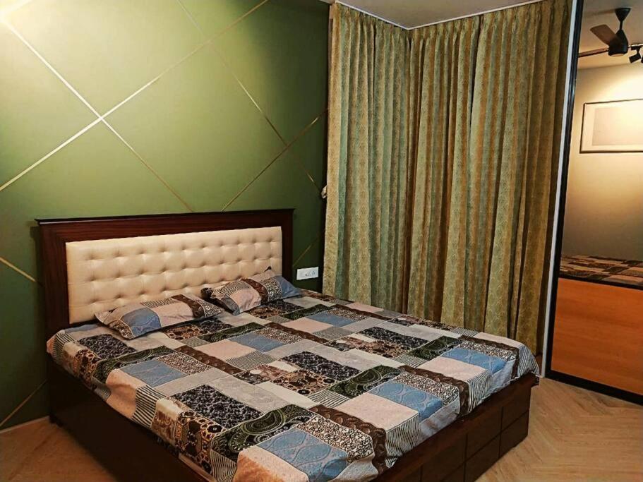 Villa 4 Bhk Furnished Row House *