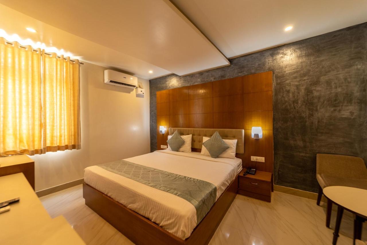 Tetrad - International Airport Road Hebbal 3*