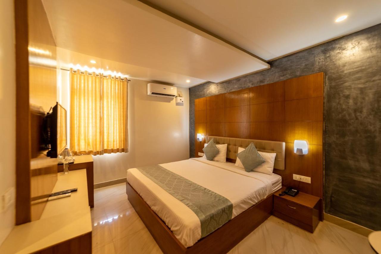 Tetrad - International Airport Road Hebbal Hotel