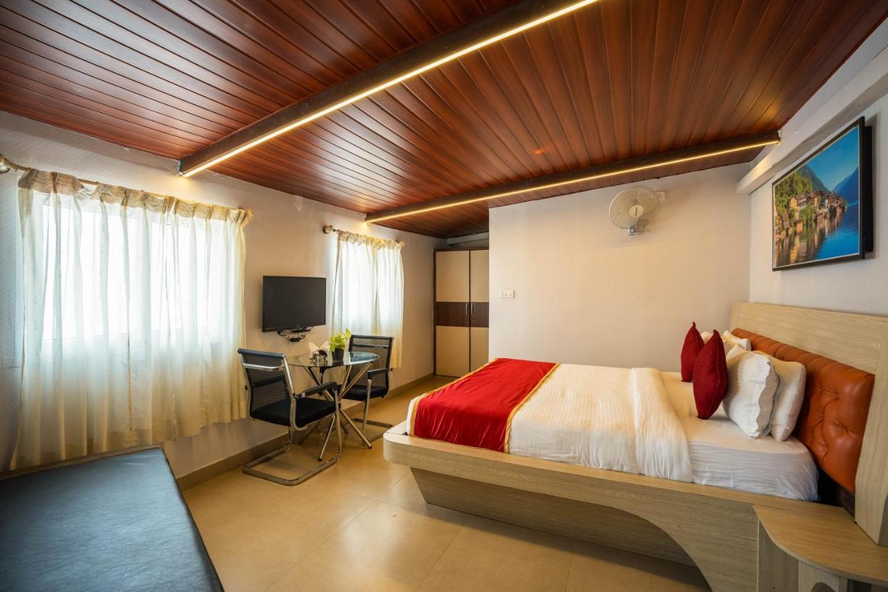 Seasons Suites Apartment