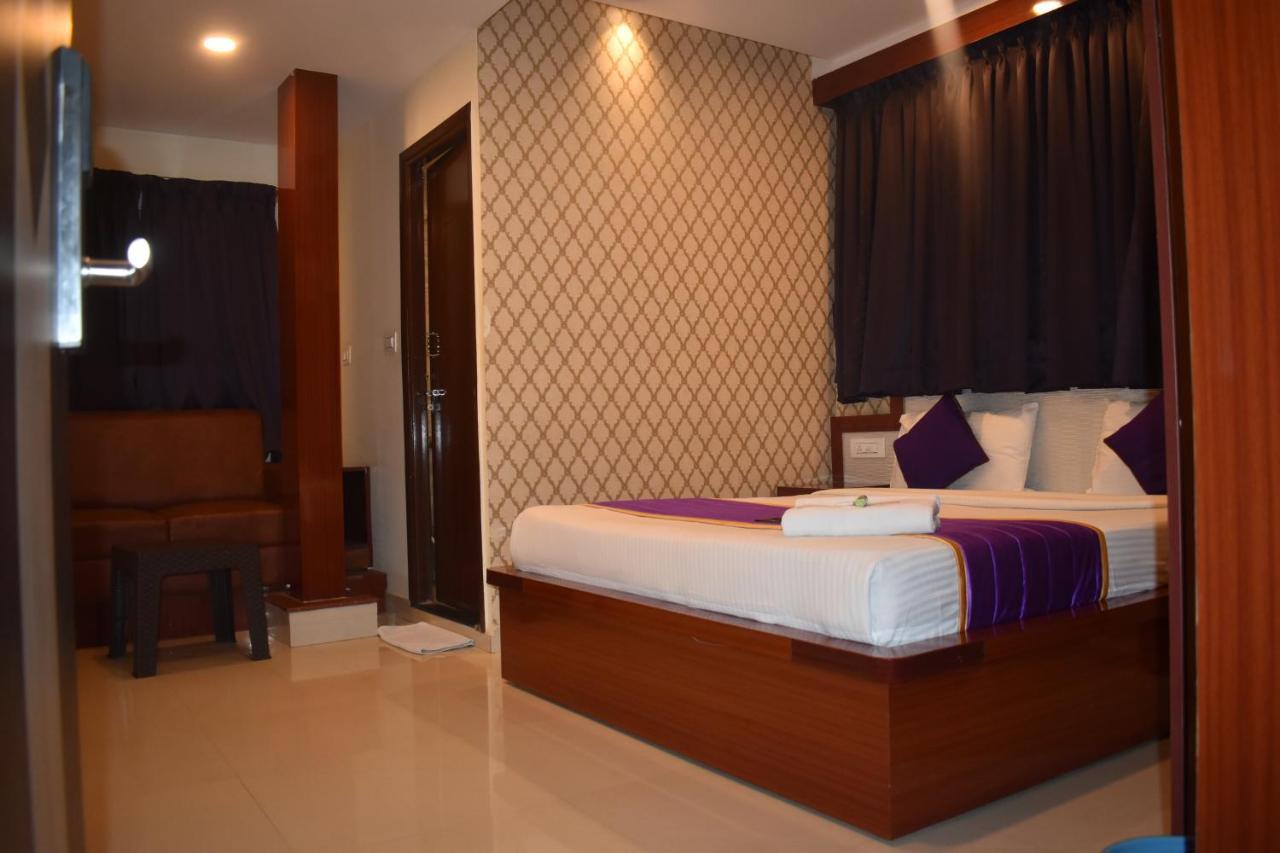Ur Comforts Jayanagar Hotel