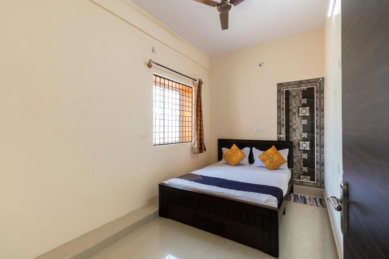 Spot On Ssr And Boarding 2* Bangalore