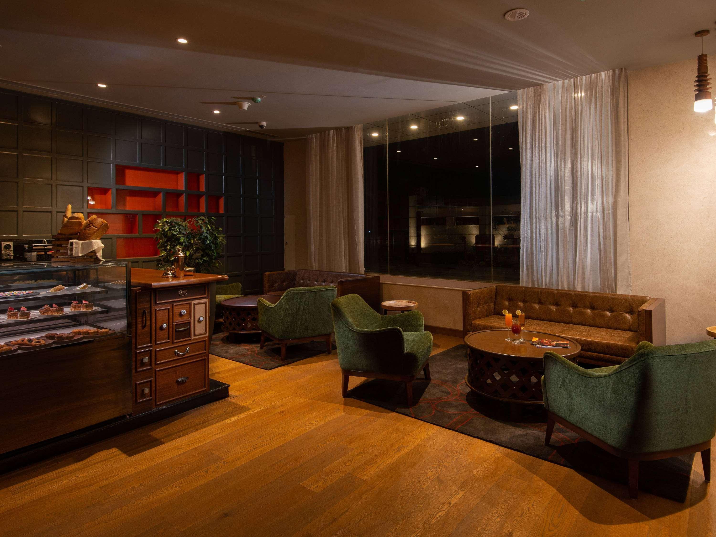Grand Mercure At Gopalan Mall - An Accor Brand Hotel