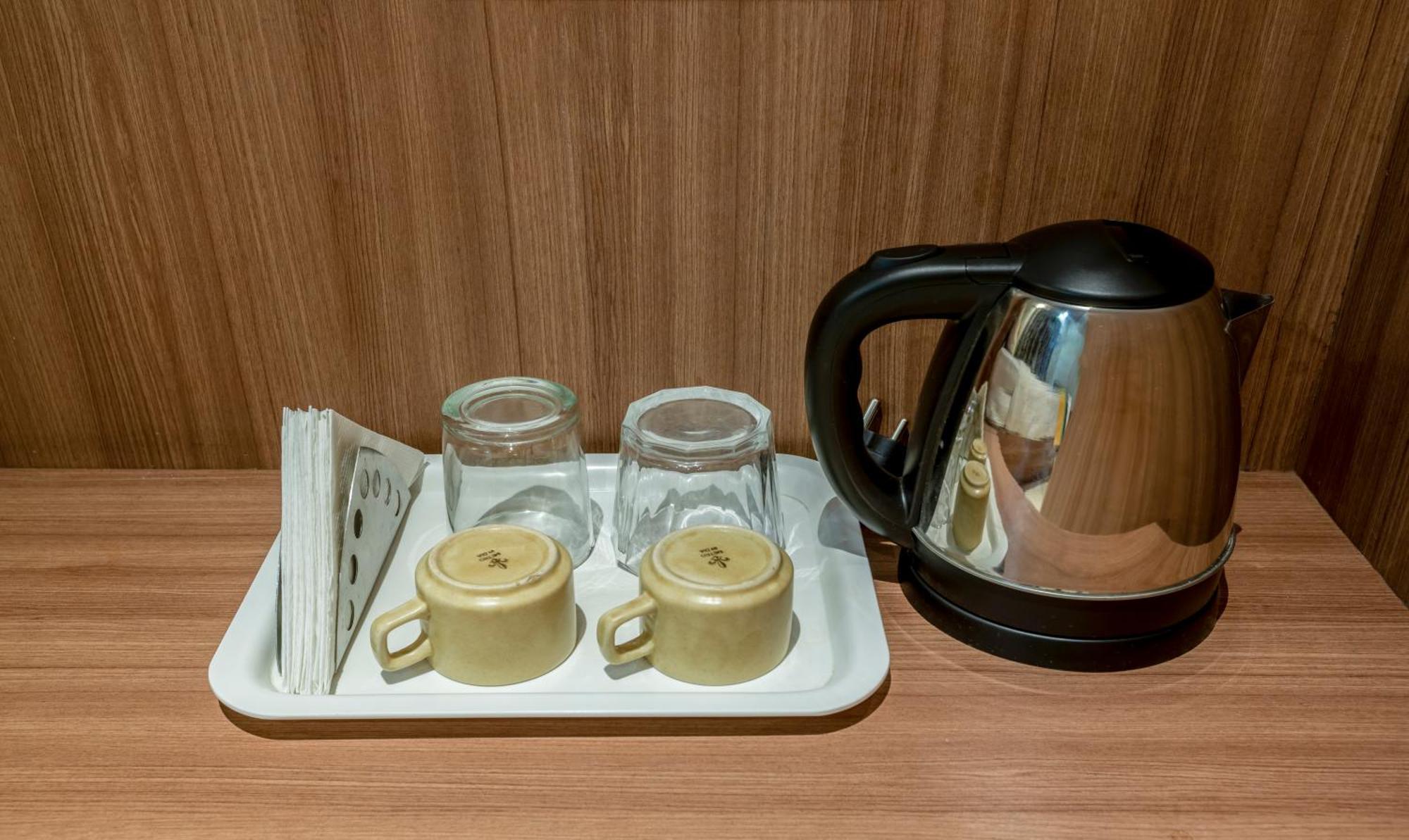 Smile Hiland Suites Hotel 3*