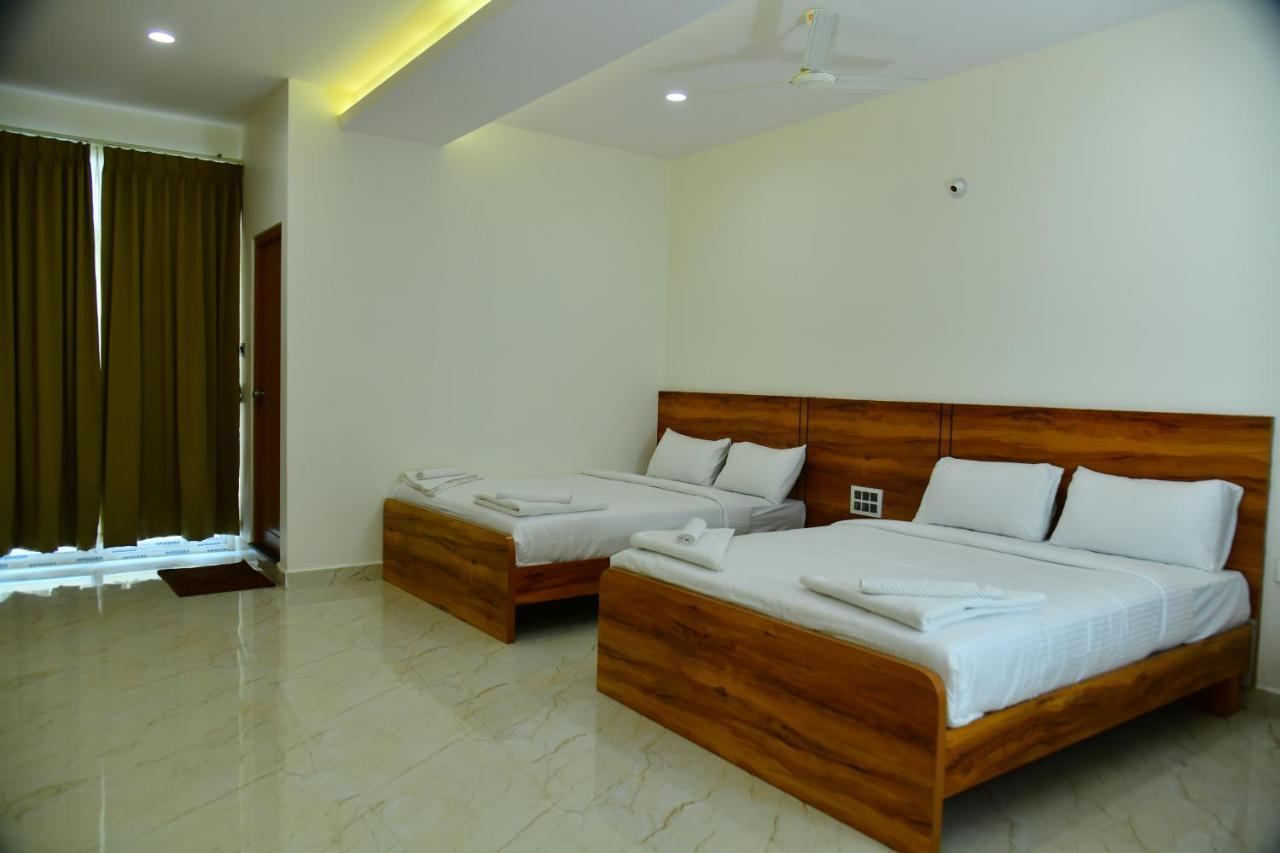 Rk Comforts Hotel