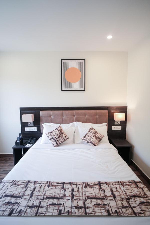 Hotel Vera By Bisque Hebbal - Manyata Tech Park 3*
