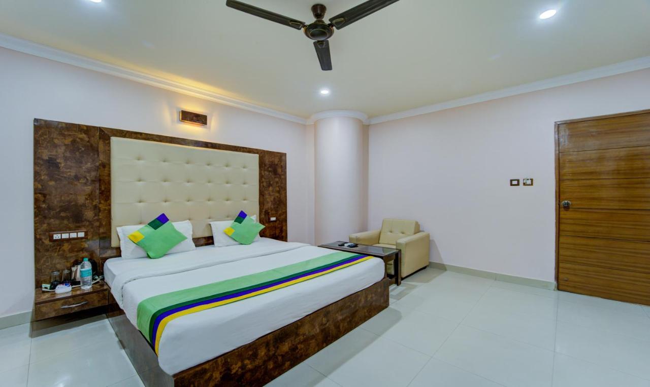 Treebo Trend Howell Suites Hotel 3*
