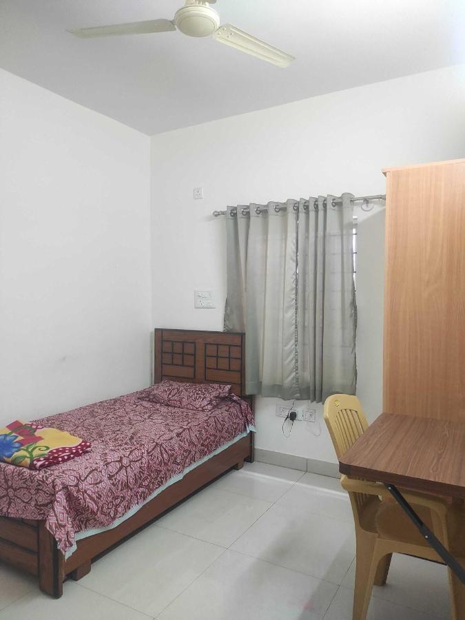 Hotel Oyo Pmr Living 3*