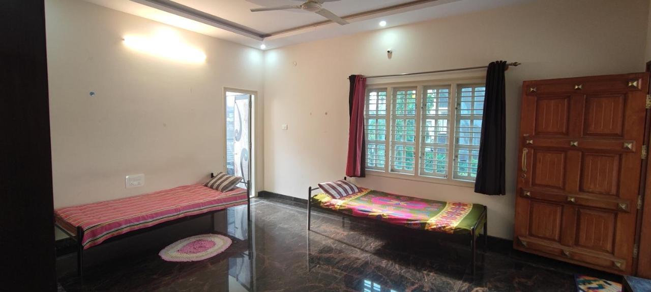 Apartment Rrm - Jambu Savari Dinne