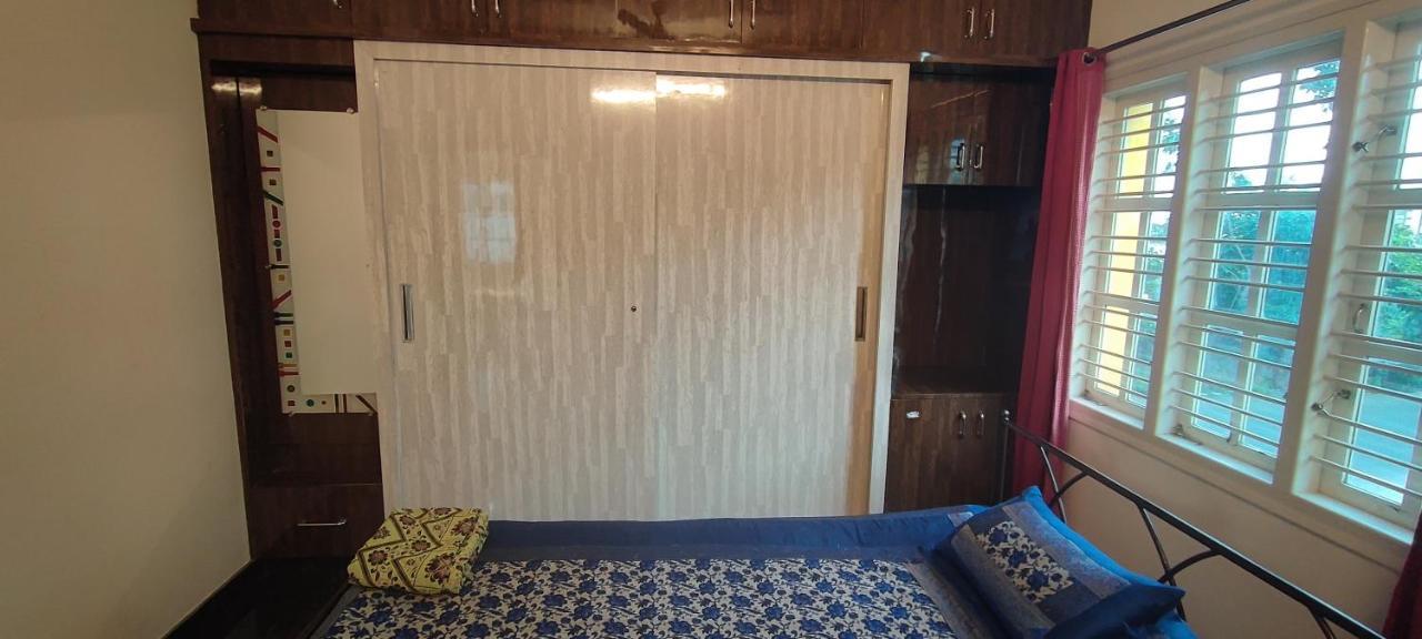 Rrm - Jambu Savari Dinne Bangalore