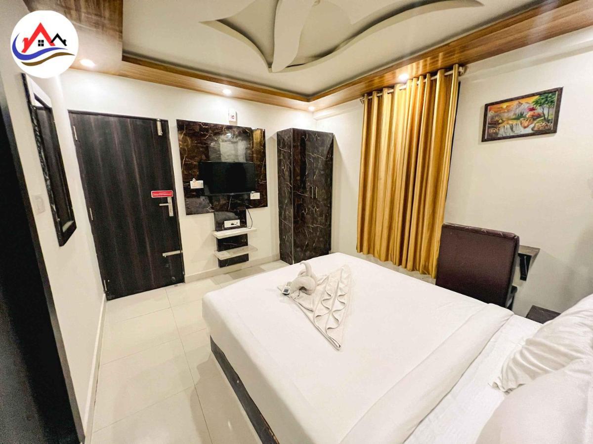 Mount Park Madiwala Hotel 5*