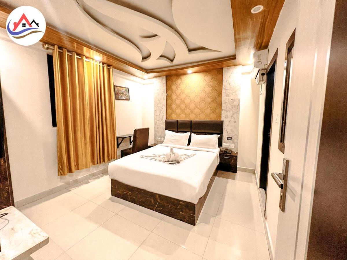 Mount Park Madiwala 5*