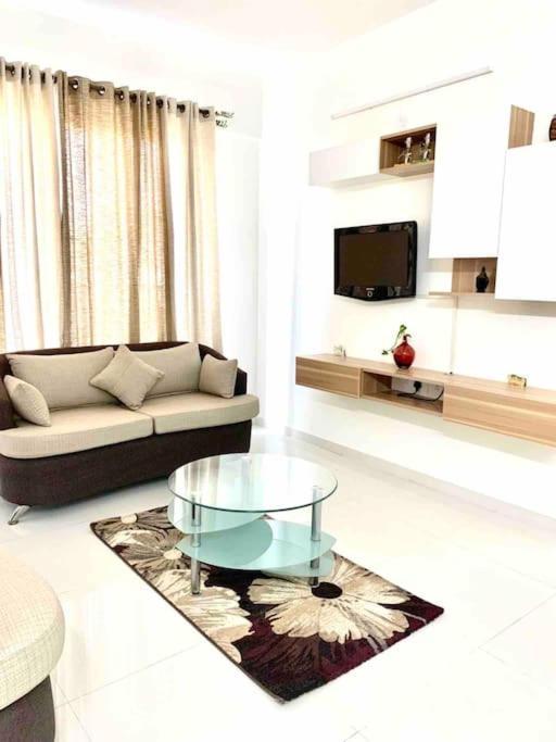 Posh Couple Friendly Near Itpl Bangalore