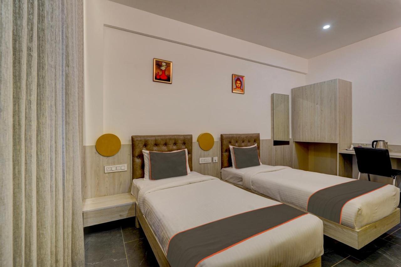 Collection O Silver Key 3* Bangalore