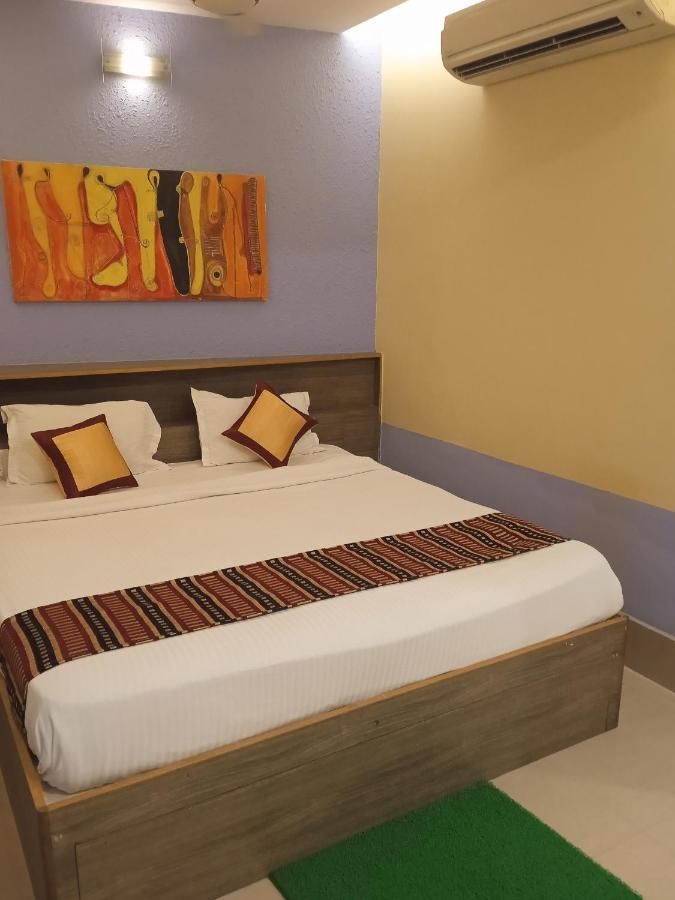 Hotel Circle