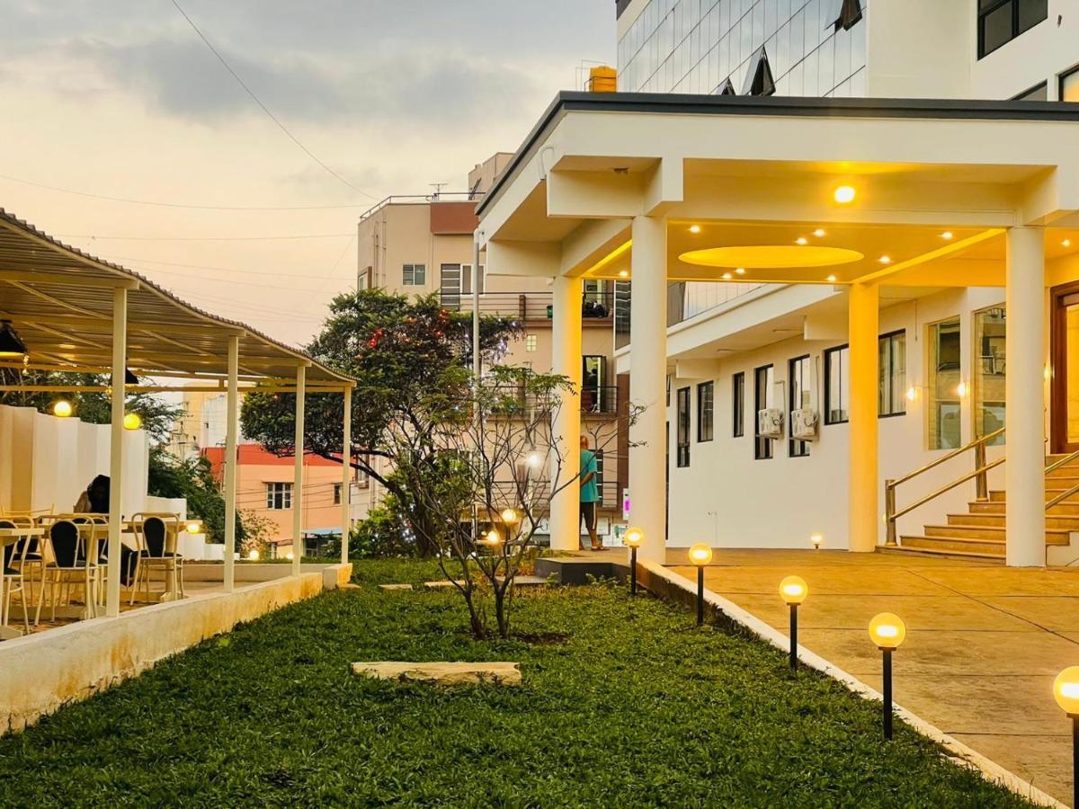 Hotel Zeke Bangalore