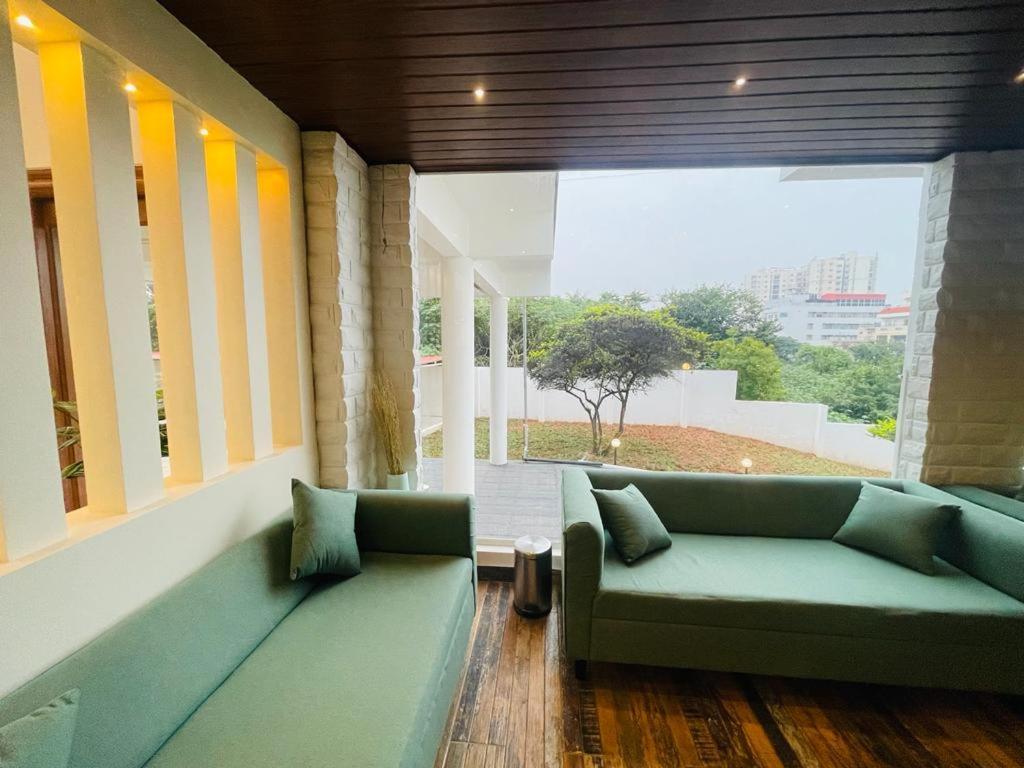Hotel Zeke Bangalore