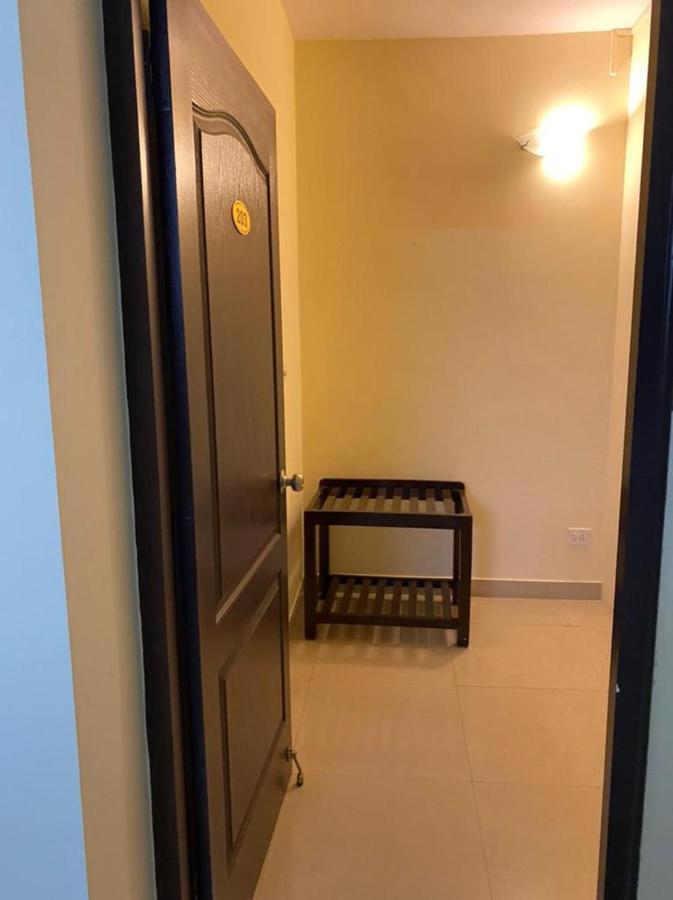 Regal Business Hotel 4*