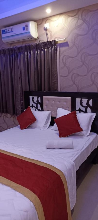 Urban Adams Service 3* Bangalore