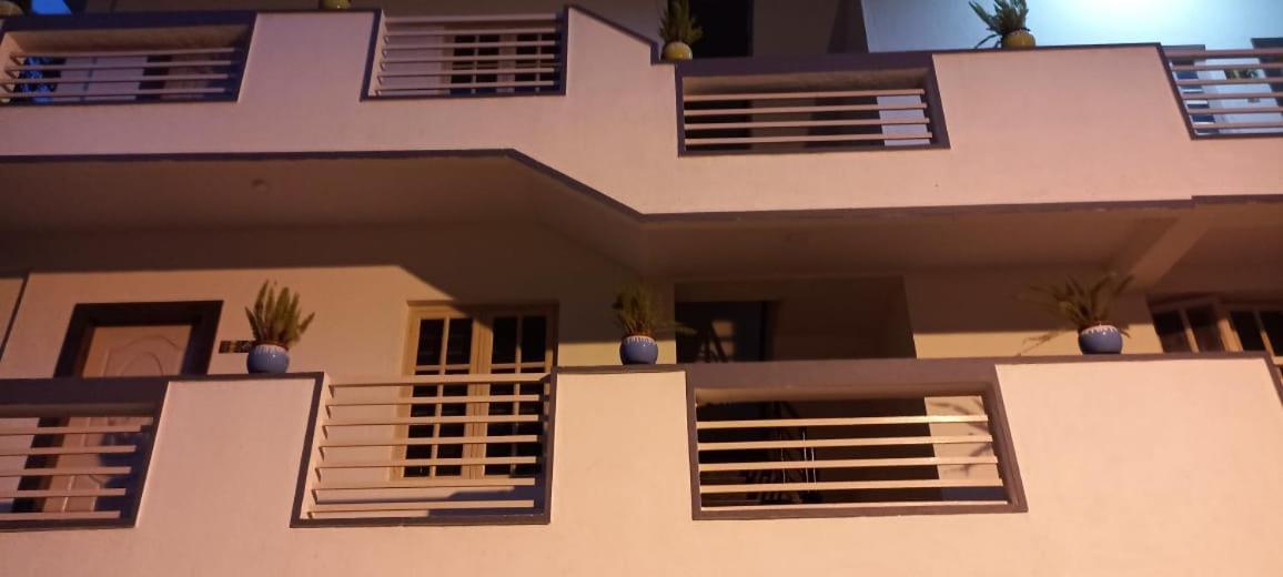 Urban Adams Service 3* Bangalore
