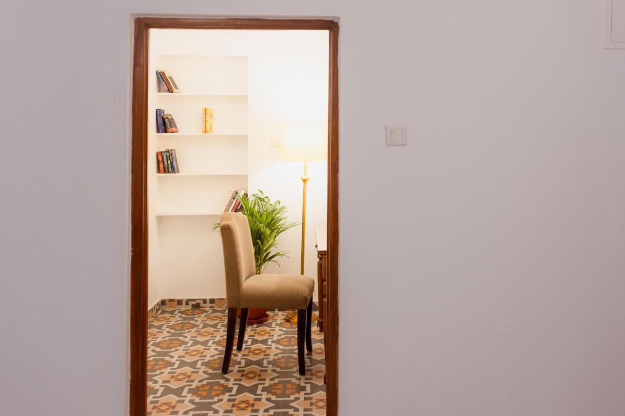Luho C 7 Bed & Breakfast Bangalore