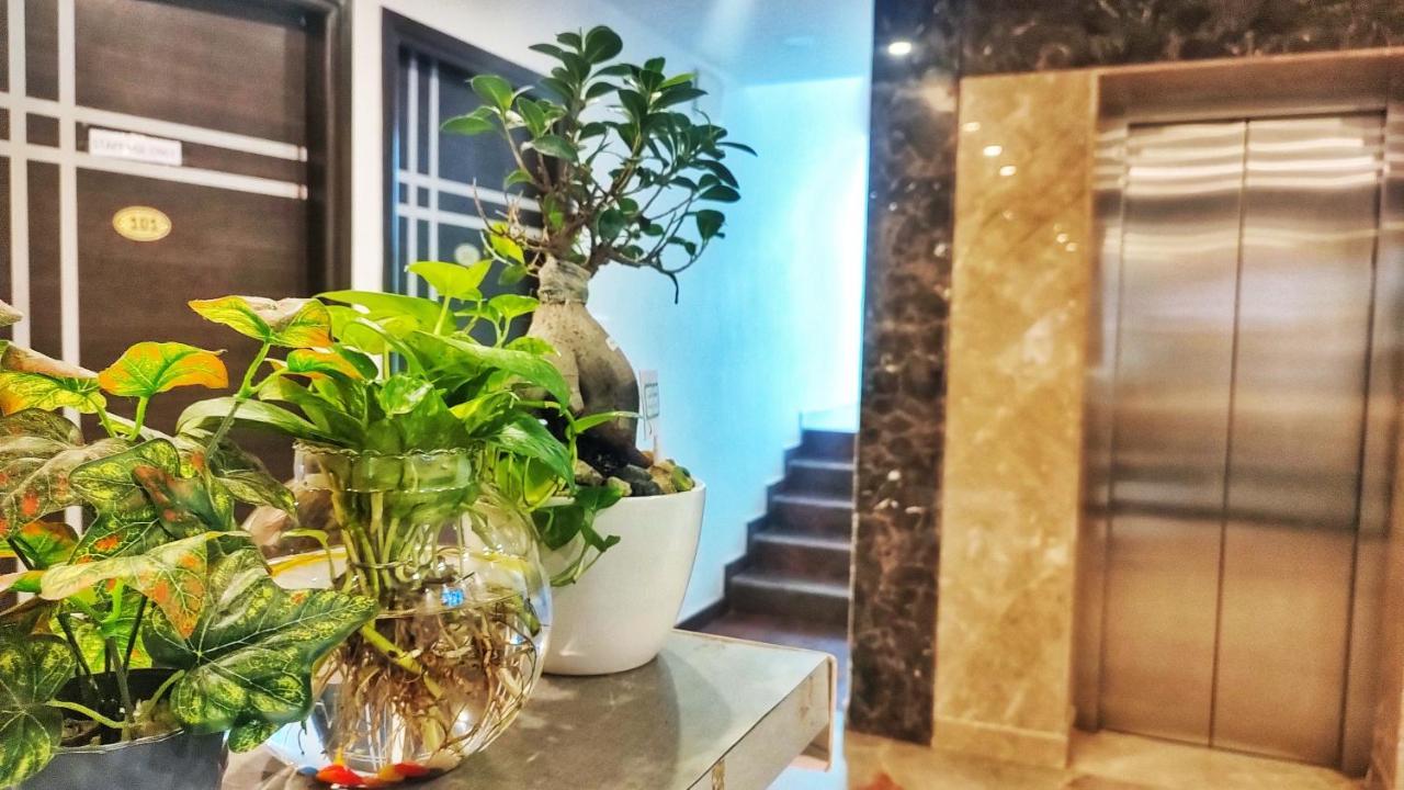 Athasri Marathahalli Hotel
