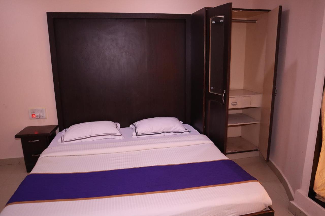 Smilestay Bns Hotel Bangalore