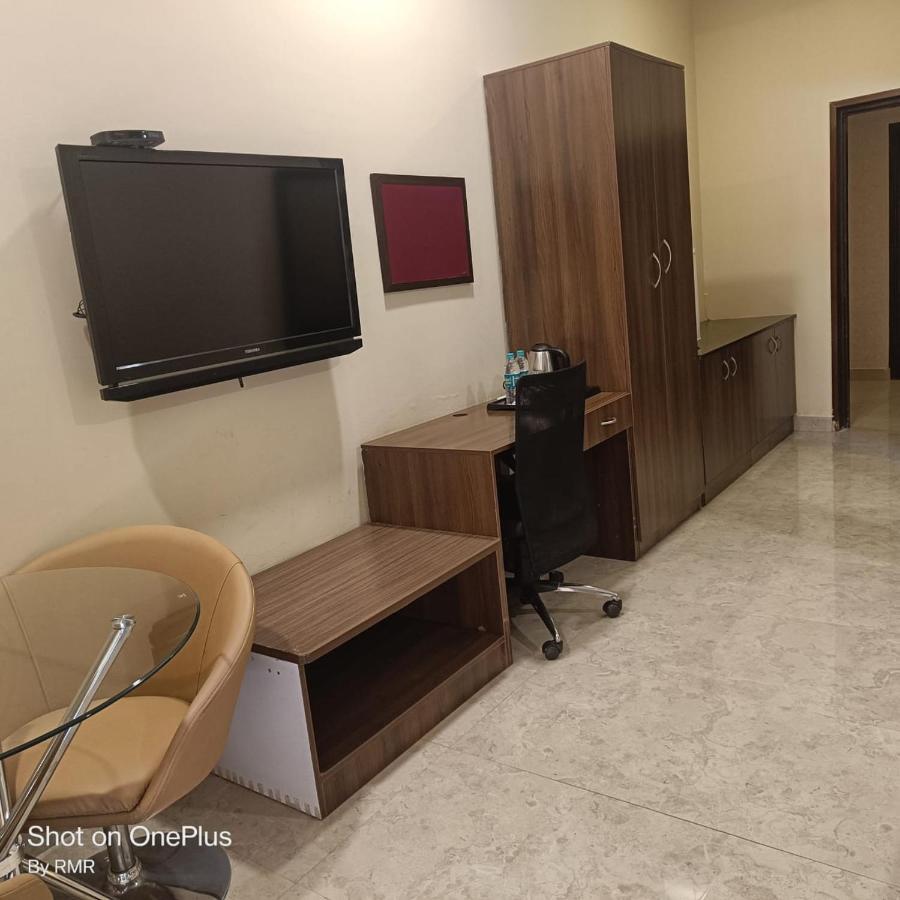 Astra & Whitefield Near To Nallurahalli Metro Station And Ktpo 3* Bangalore
