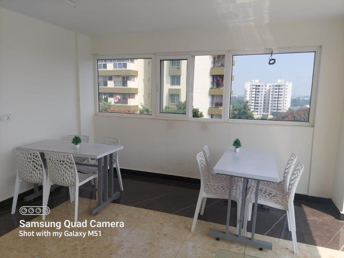 Apartment Manyta Iris Bangalore