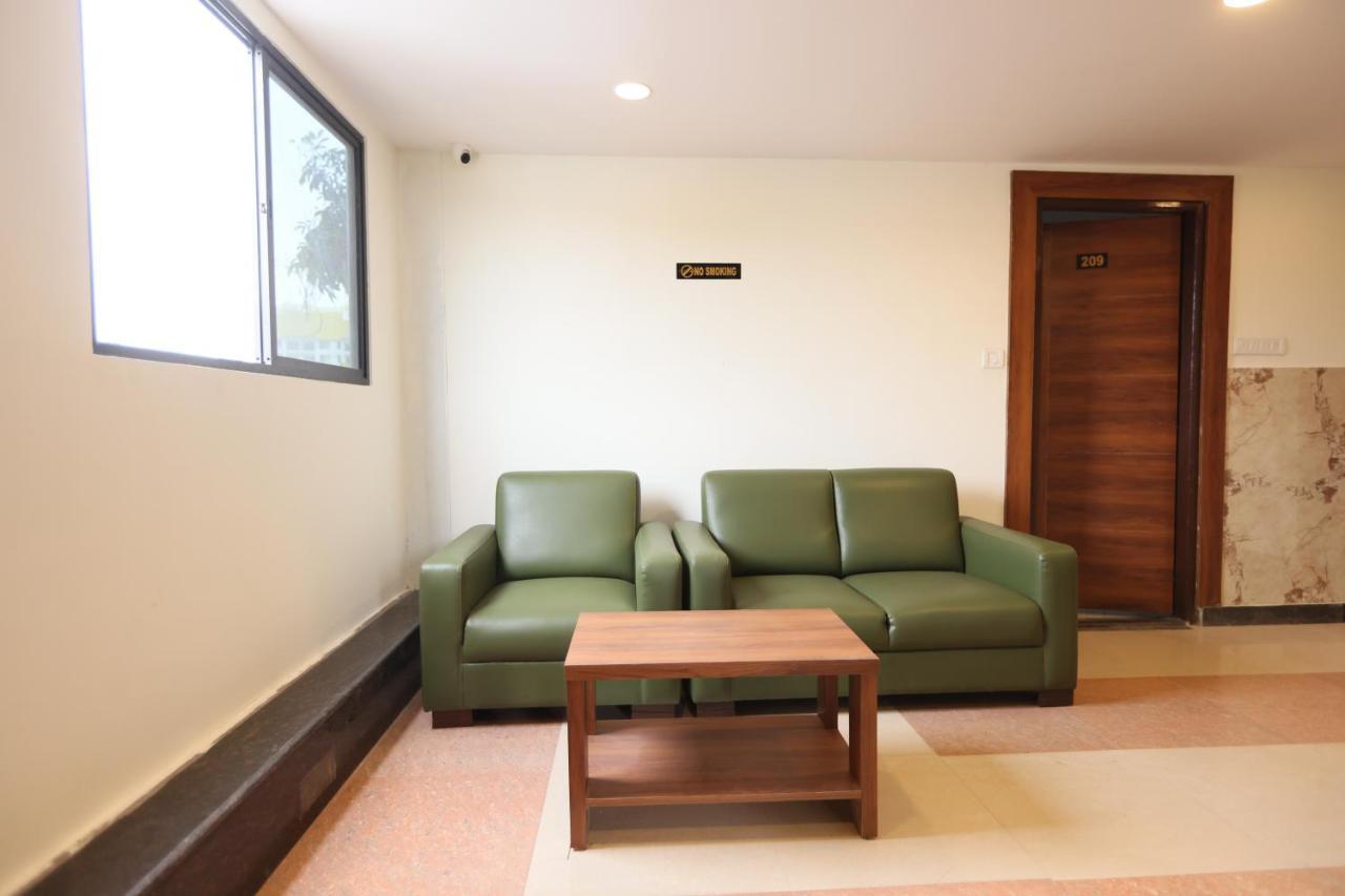 No 7 Grandeur Hotel Bangalore