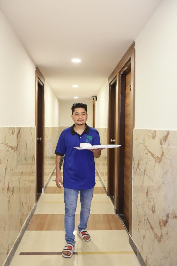 No 7 Grandeur Hotel 2*