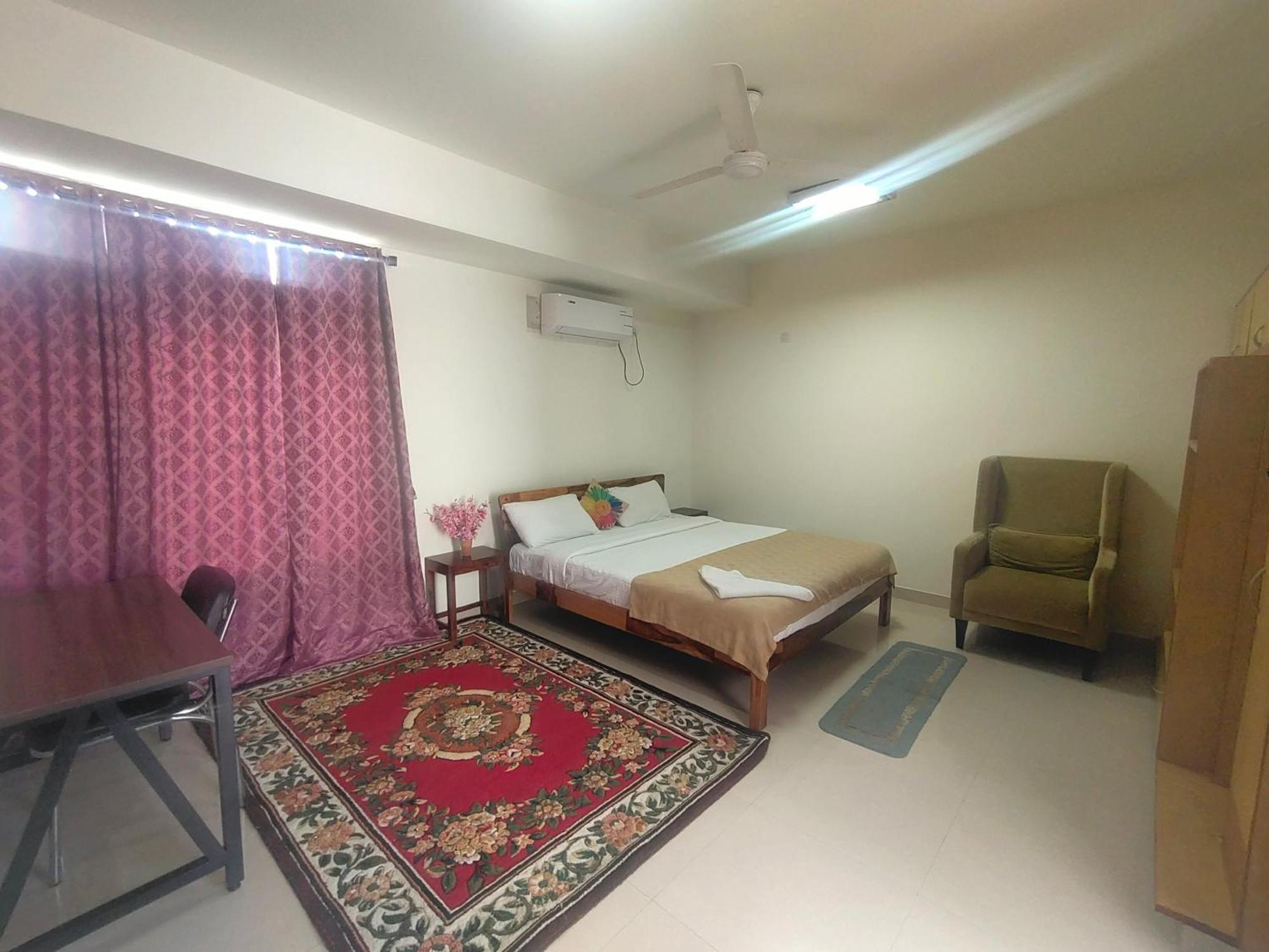 Lmh Ii Guest house Bangalore