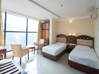 Hotel Fabhotel Barons Jayanagar Bangalore