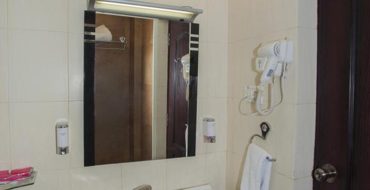 Hotel Shilton Royale Bangalore