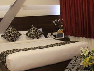 Nandhini - St. Marks Road Hotel