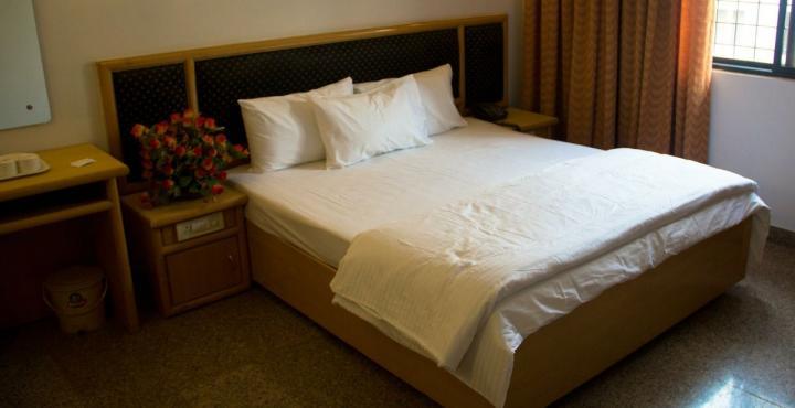 Oyo 539 Pearl 3*