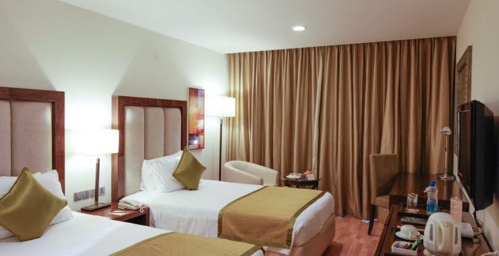 Adarsh Hamilton Hotel