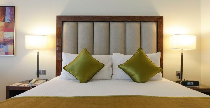 Hotel Adarsh Hamilton